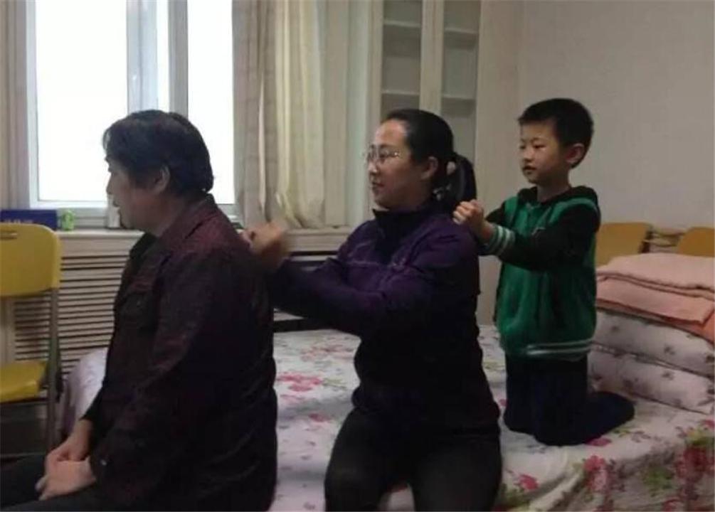 新時(shí)代養(yǎng)老院，變遷中的溫馨港灣