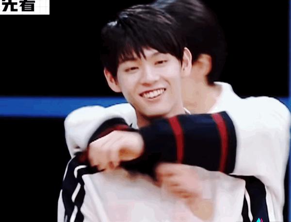 胡宇桐最新動態(tài)，變化中的力量與自信成就感的啟示