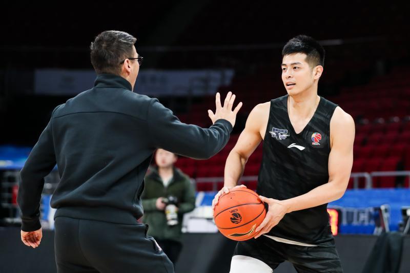 最新疫情發(fā)布青島,最新疫情發(fā)布青島，變化中的學(xué)習(xí)，鑄就自信與希望之光