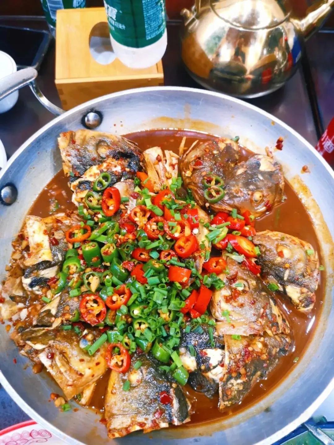 長沙嗦粉最新美食熱潮探秘，帶你領略最新鮮的美食風味！