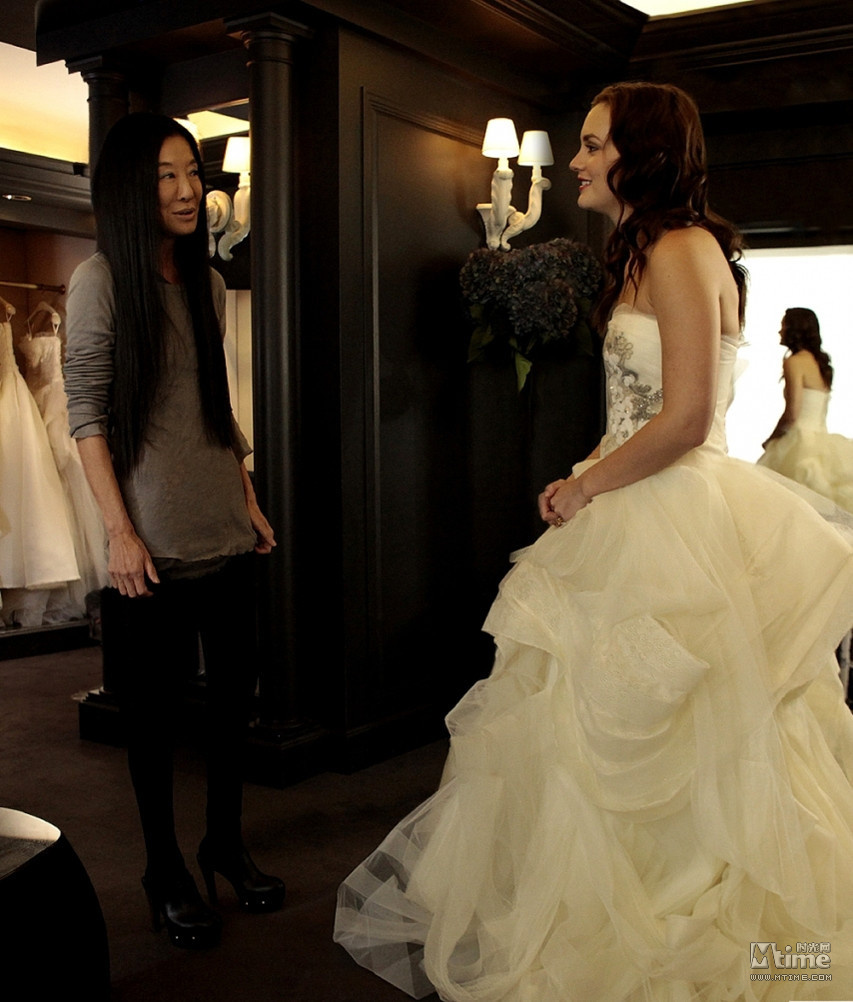 2024最新款婚紗,2024最新款婚紗，變化中的美，自信與成就的力量