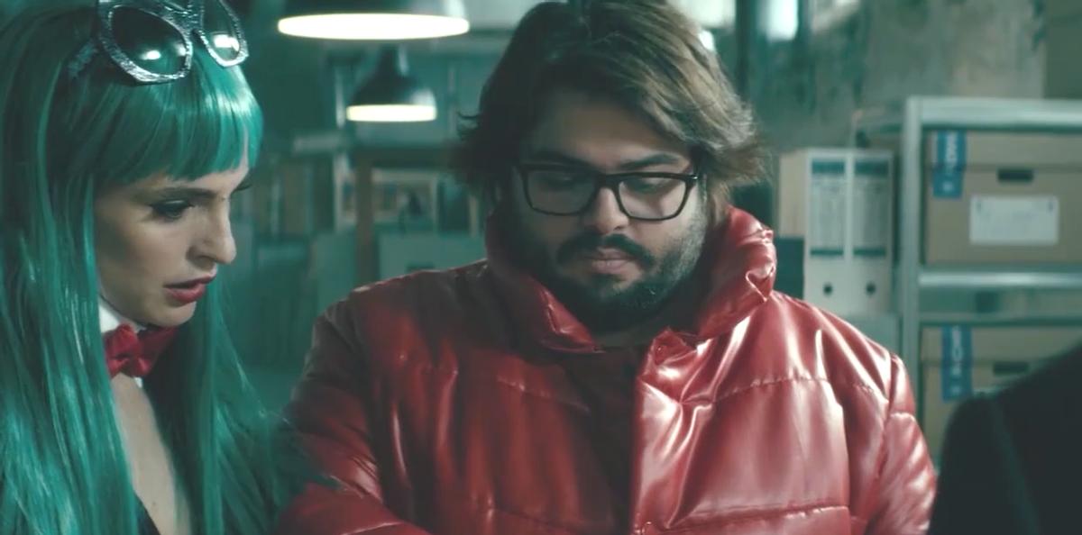 烏鴉最新動(dòng)態(tài)與小巷深處的神秘特色小店探秘揭秘