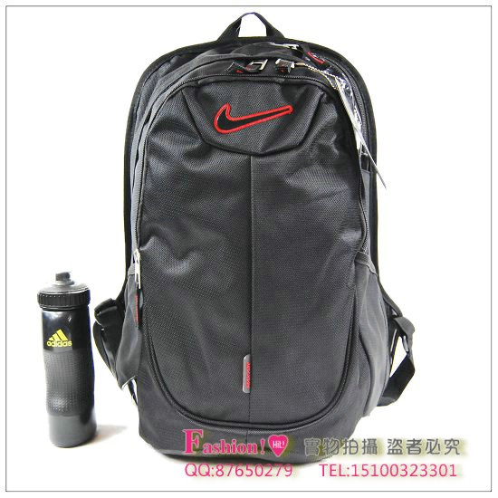耐克最新款書包，時(shí)尚、功能與舒適性的完美融合
