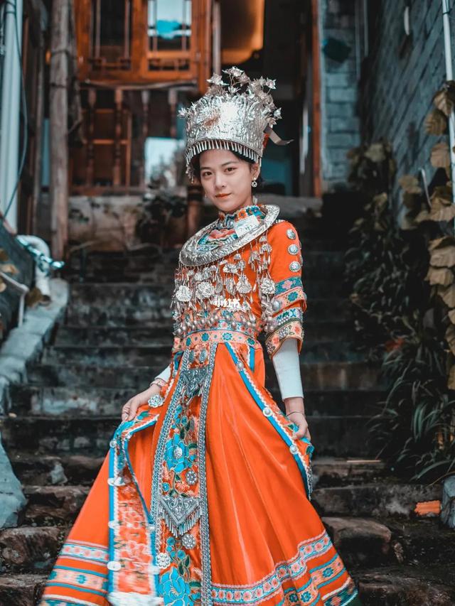 苗服最新款制作指南，從設計到完成的步驟解析