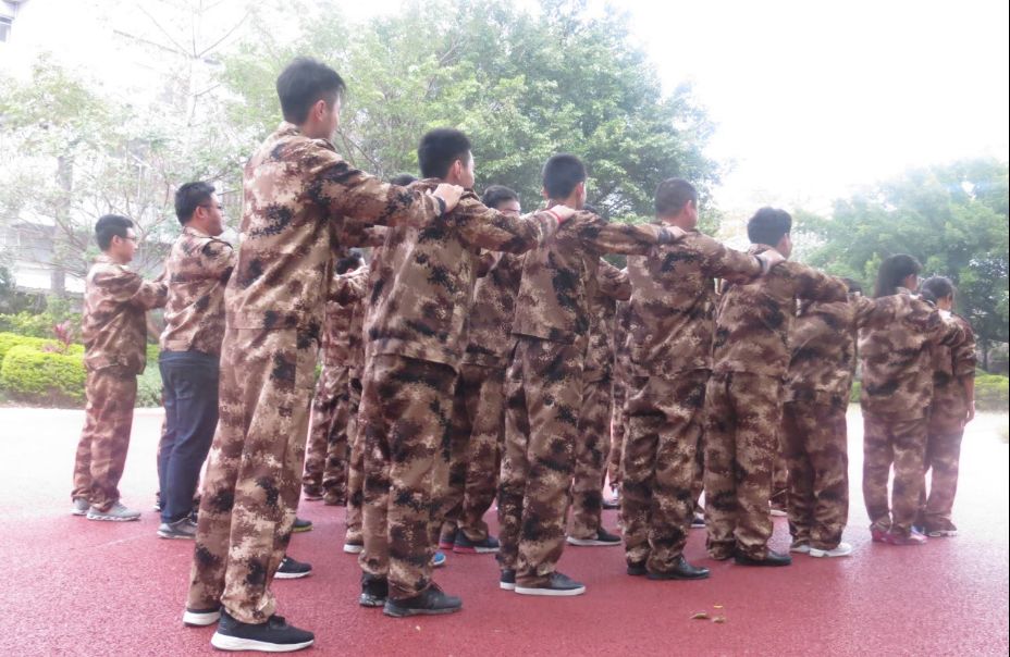 新奧門(mén)最準(zhǔn)資料大全,深入探討方案策略_娛樂(lè)版5.996