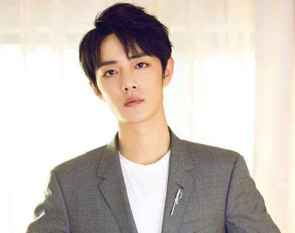 肖戰(zhàn)引領(lǐng)科技潮流，全新高科技產(chǎn)品震撼登場(chǎng)！