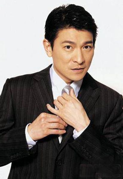 劉德華最新電影，展現(xiàn)變化中的自信與成就感的力量