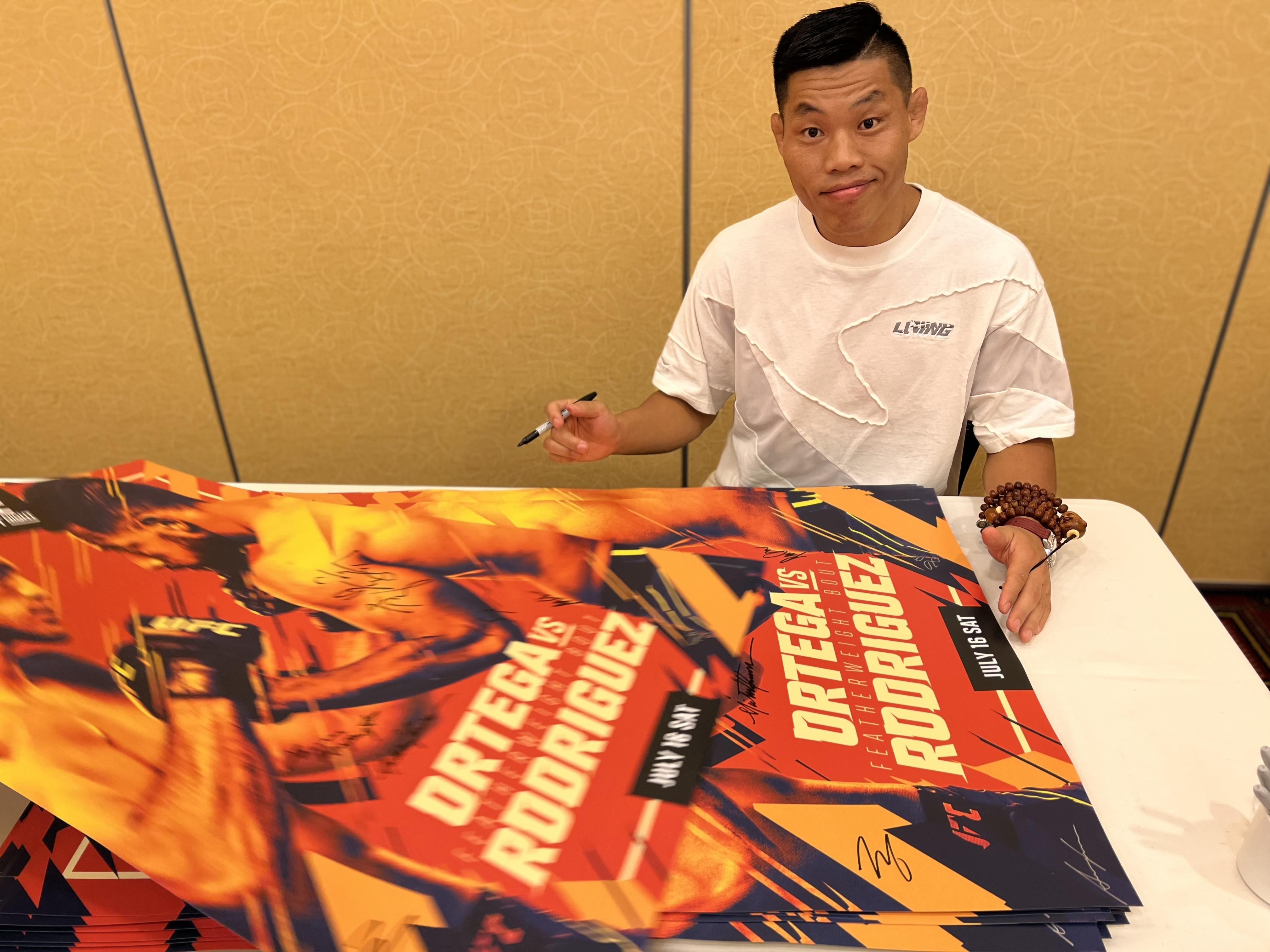 美國(guó)搏擊比賽，小巷熱血傳奇與隱藏瑰寶的較量