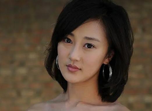 演員刁琳琳,演員刁琳琳帶你領略科技魅力——全新高科技產(chǎn)品體驗之旅