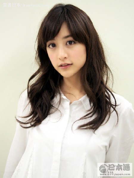 可愛女明星大揭秘，盤點(diǎn)那些令人心動的甜美女星