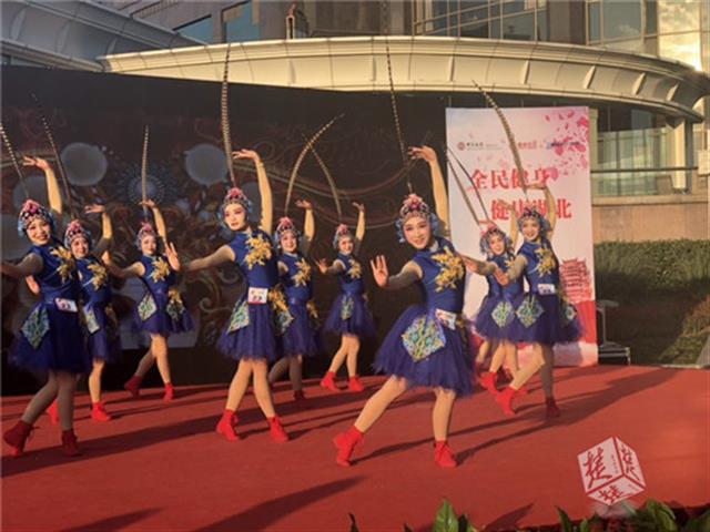 社區(qū)廣場舞比賽，舞動自信，躍動成就夢想之夜