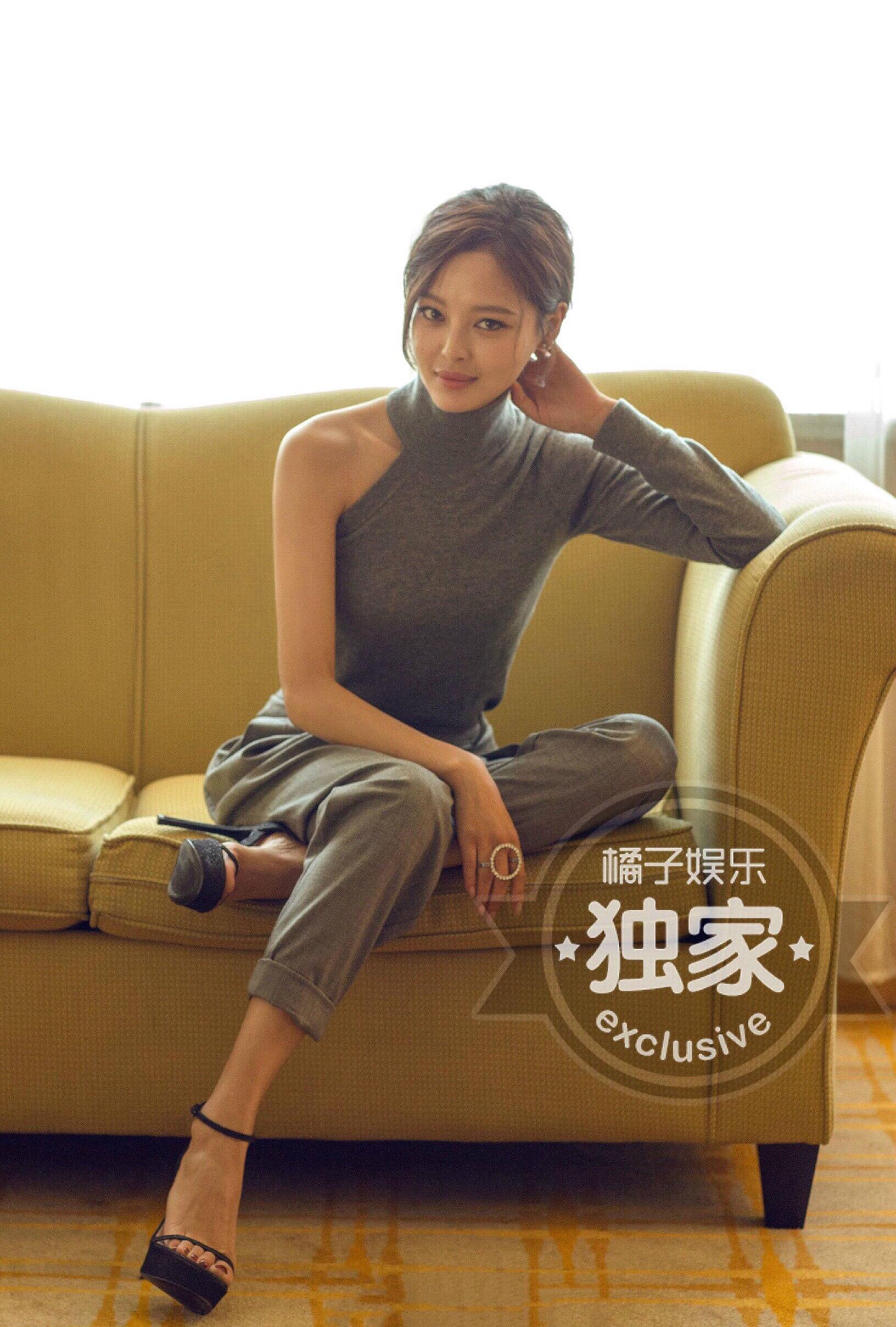 演員呂微,演員呂微，演藝之路的閃耀之星