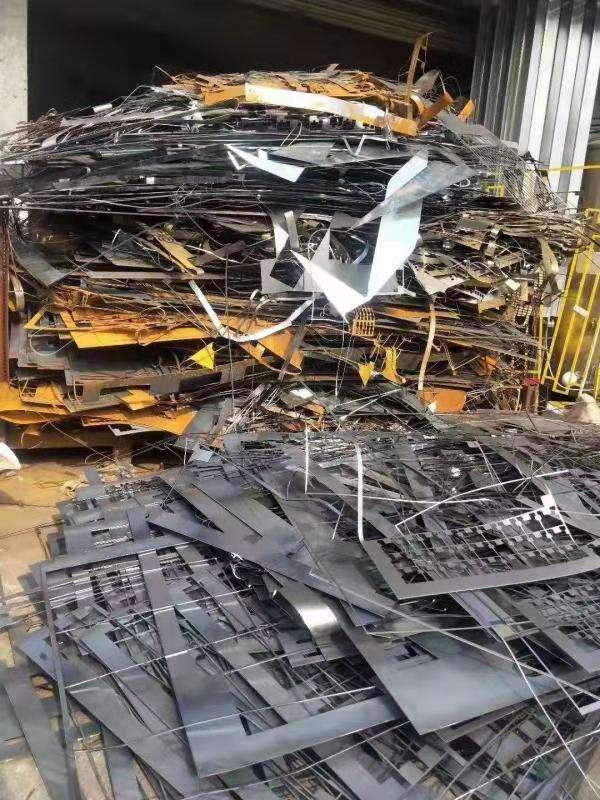 北京廢鐵回收價格的深度解析與探討