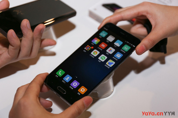 小米新品實拍圖，展現(xiàn)變化的力量與自信的綻放風采