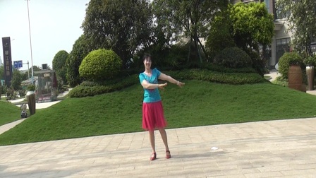 揚(yáng)麗萍最新拉伸廣場(chǎng)舞，舞動(dòng)青春，展現(xiàn)優(yōu)雅風(fēng)采！